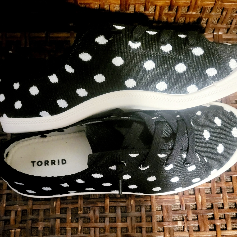 Torrid Riley canvas sneakers